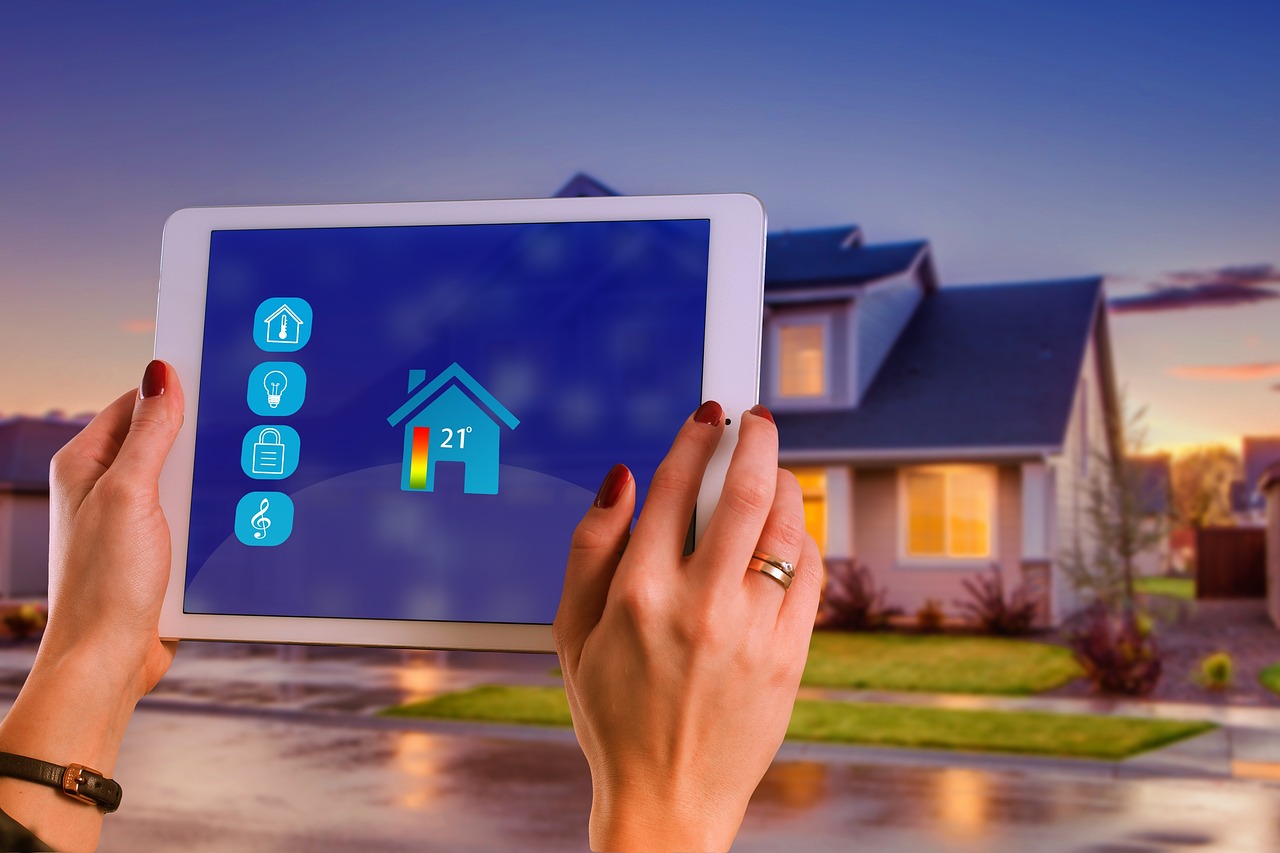 How Do Smart Home Devices Work: The Complete Guide